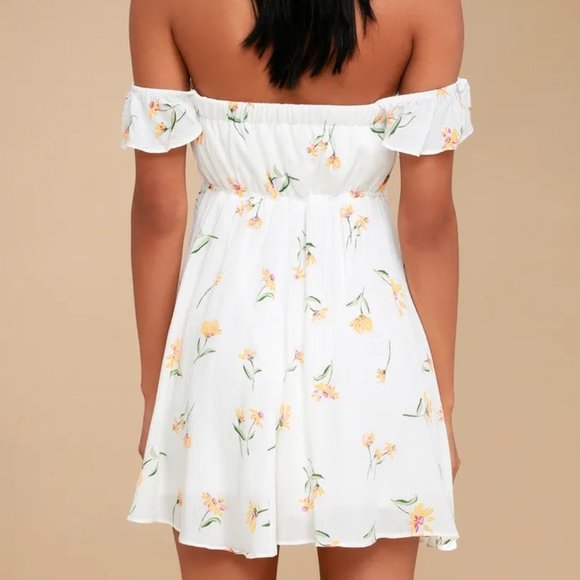 NEW Lulus White Yellow Daisy Floral Ruffle Off The Shoulder Mini Dress - Picture 8 of 8